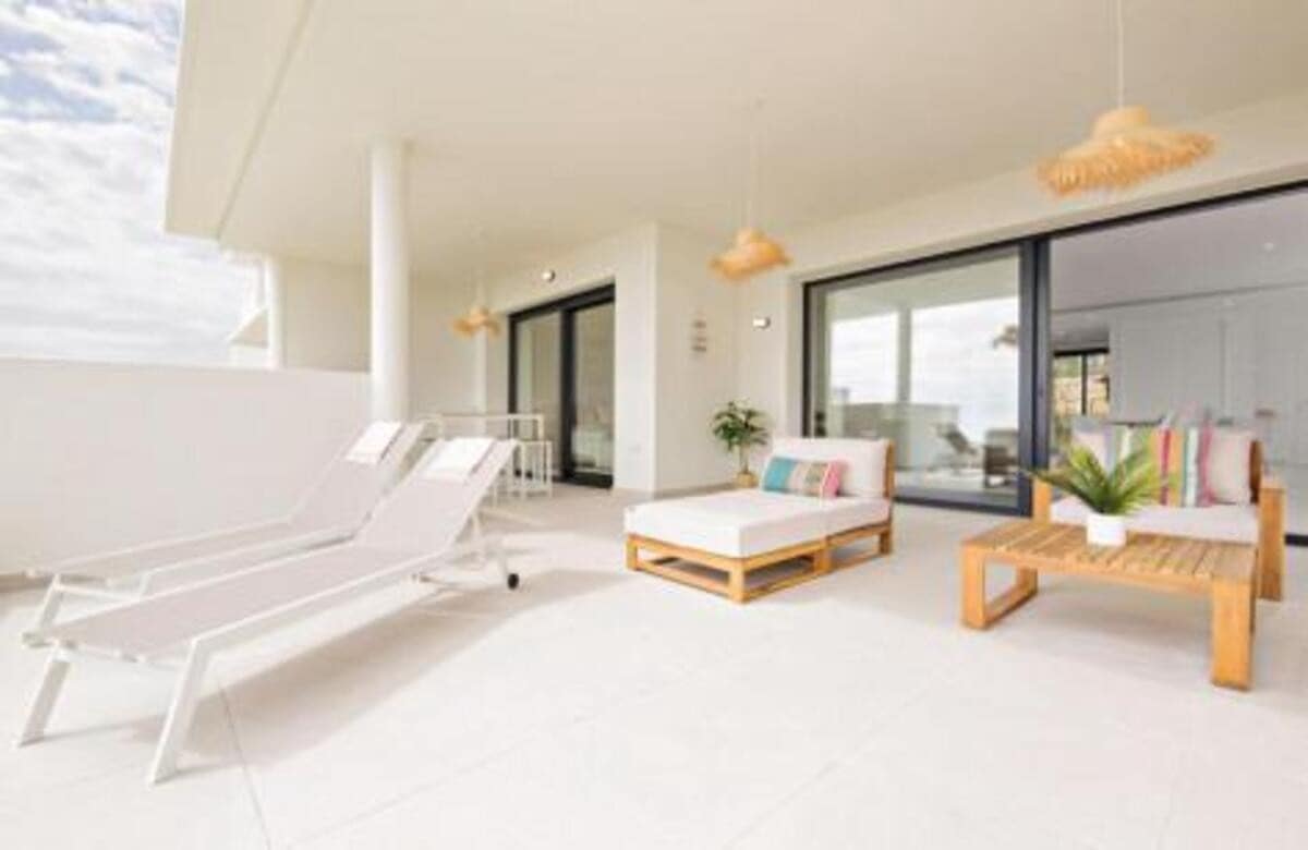 2 soverom Leilighet til leie i Casares med svømmebasseng garasje - € 2 700 (Ref: 7188130)