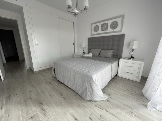 3 makuuhuone Omakotitalo vuokrattavana paikassa El Paraíso, Benahavís mukana uima-altaan 
autotalli - 3 400 € (Ref: 7220680)