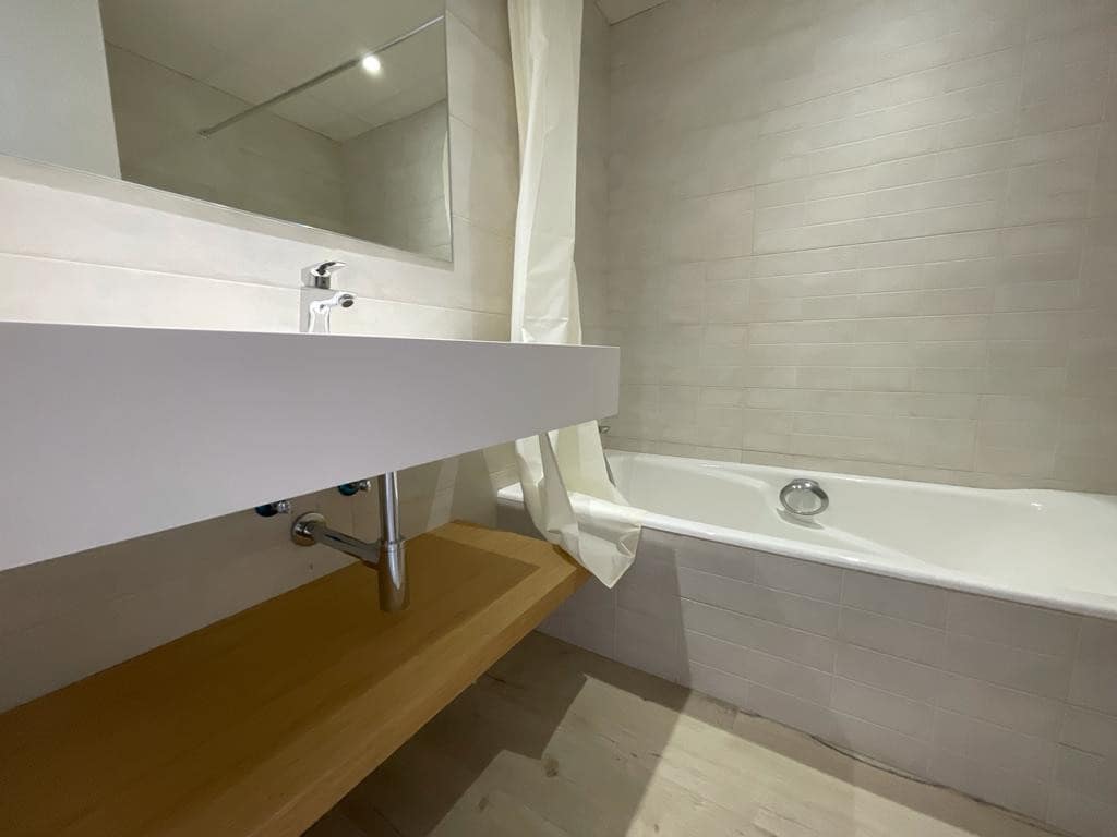 Casa de 3 habitaciones en Benahavís en alquiler con piscina garaje - 3.200 € (Ref: 7220680)