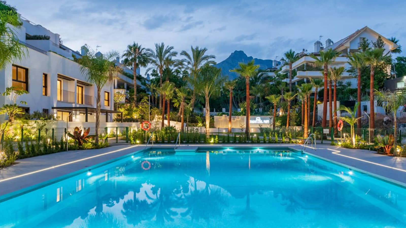 3 sovrum Lägenhet till salu i Marbella med pool garage - 1 250 000 € (Ref: 7255050)