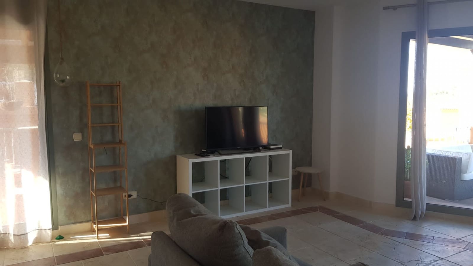 3 soveværelse Penthouse til leje i Estepona med swimmingpool garage - € 3.500 (Ref: 7277050)