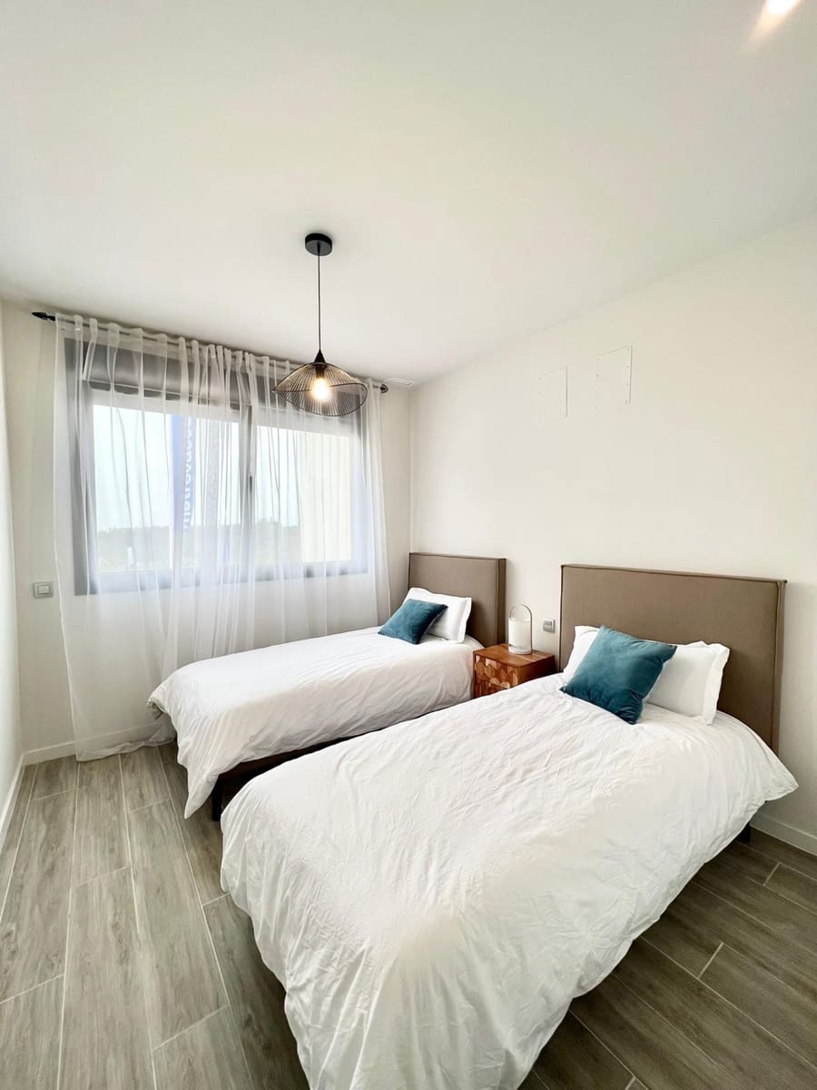 3 bedroom Townhouse for rent in Cancelada with pool garage - € 3,000 (Ref: 7296023)