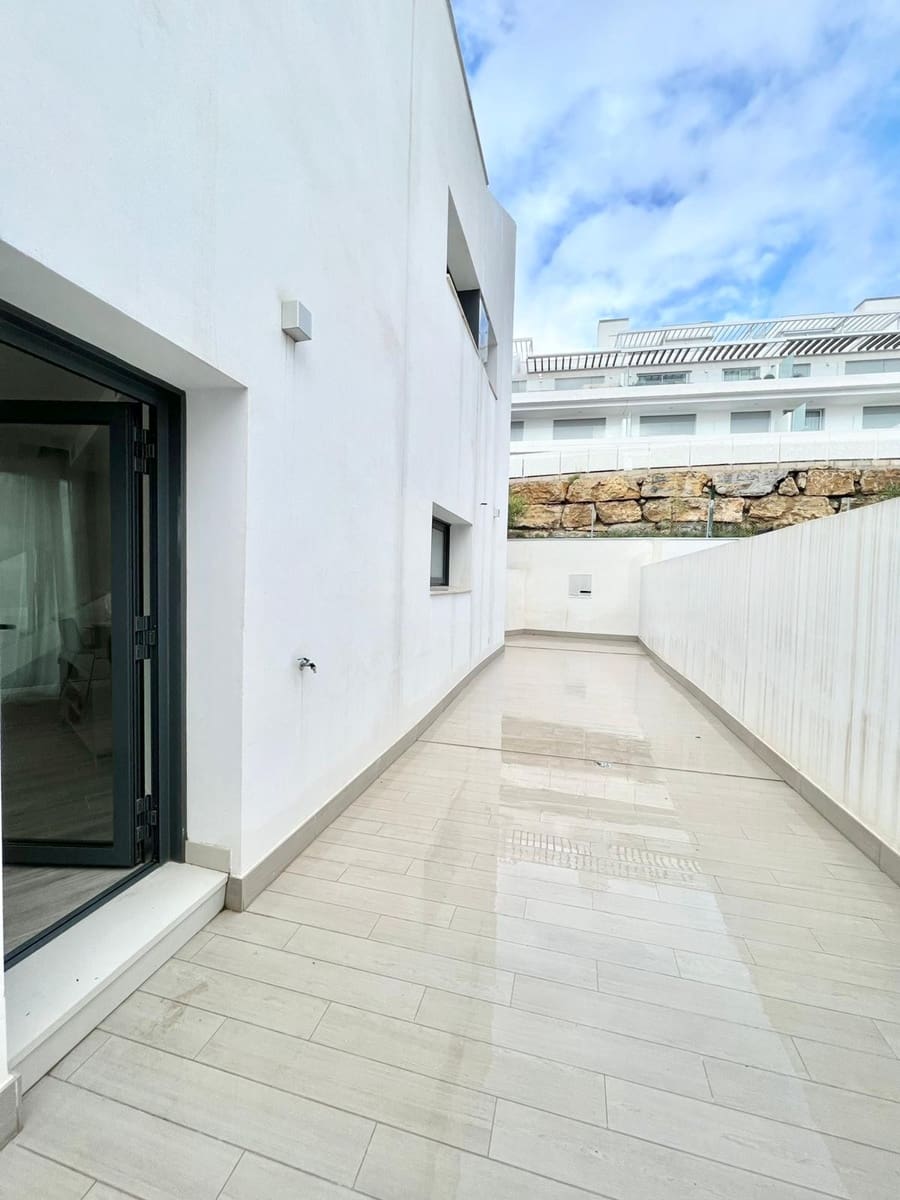 3 bedroom Townhouse for rent in Cancelada with pool garage - € 3,000 (Ref: 7296023)