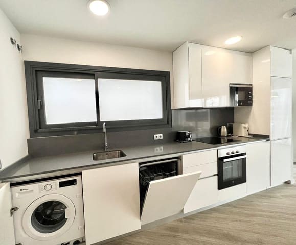 Casa de 3 habitaciones en Cancelada, Estepona en alquiler con piscina garaje - 3.000 € (Ref: 7296023)