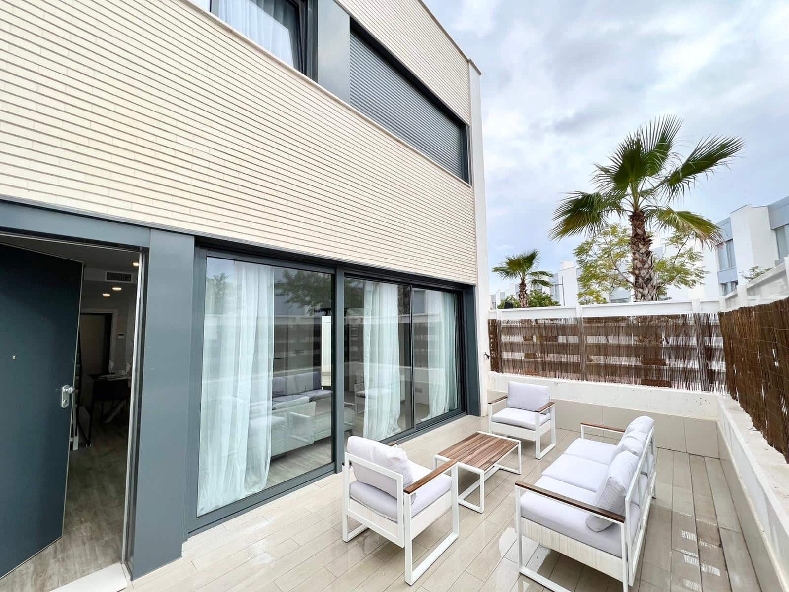 3 bedroom Townhouse for rent in Cancelada with pool garage - € 3,000 (Ref: 7296023)