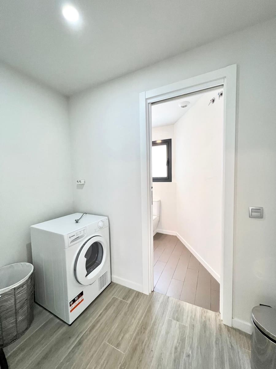 3 bedroom Townhouse for rent in Cancelada with pool garage - € 3,000 (Ref: 7296023)