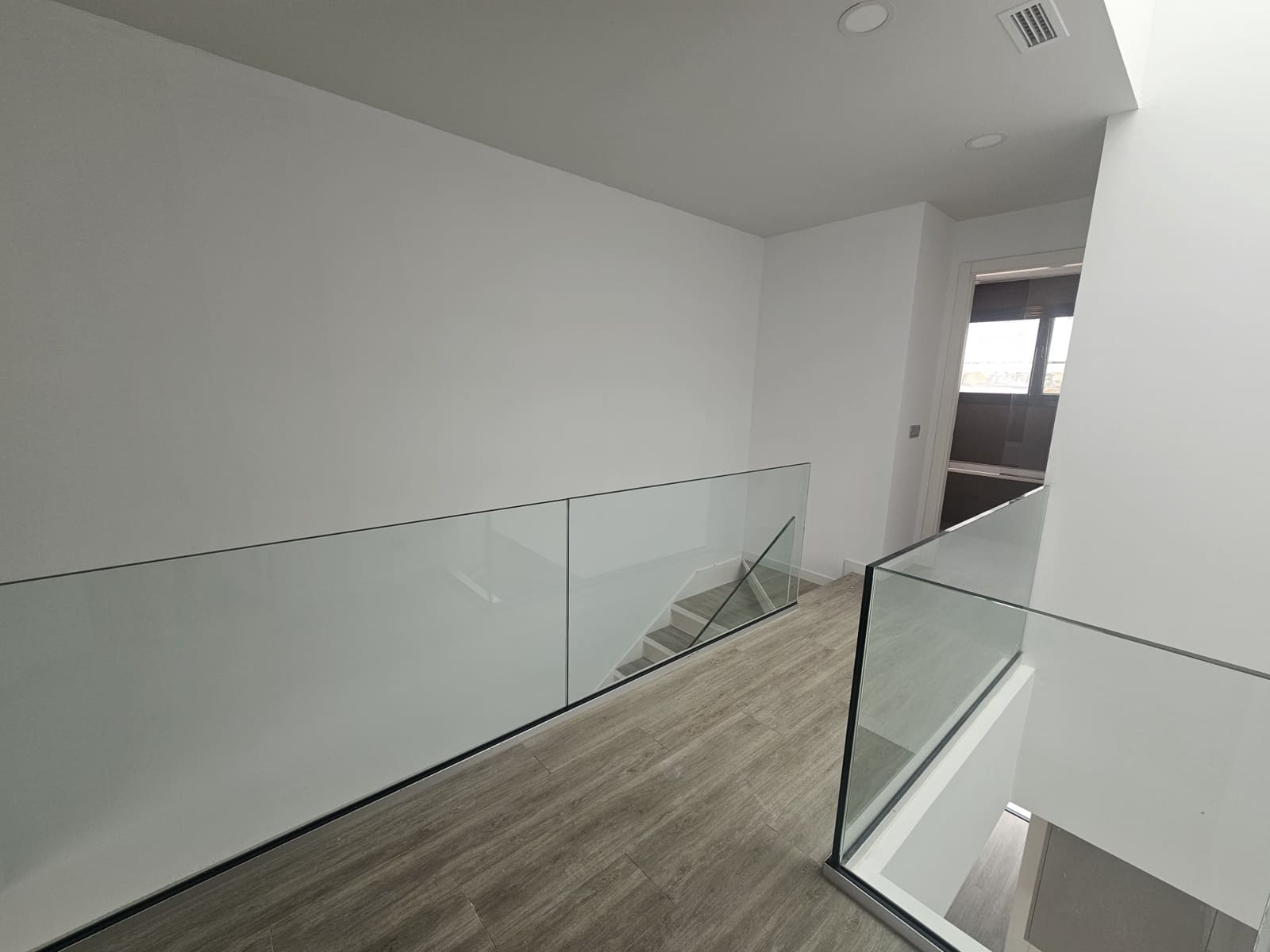 4 bedroom Townhouse for rent in Cancelada with pool garage - € 3,000 (Ref: 7296023)