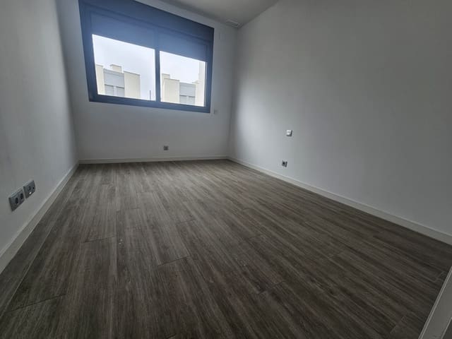 Maison de Ville de 4 chambres à louer à Cancelada, Estepona avec piscine garage - 3 000 € (Ref: 7296023)
