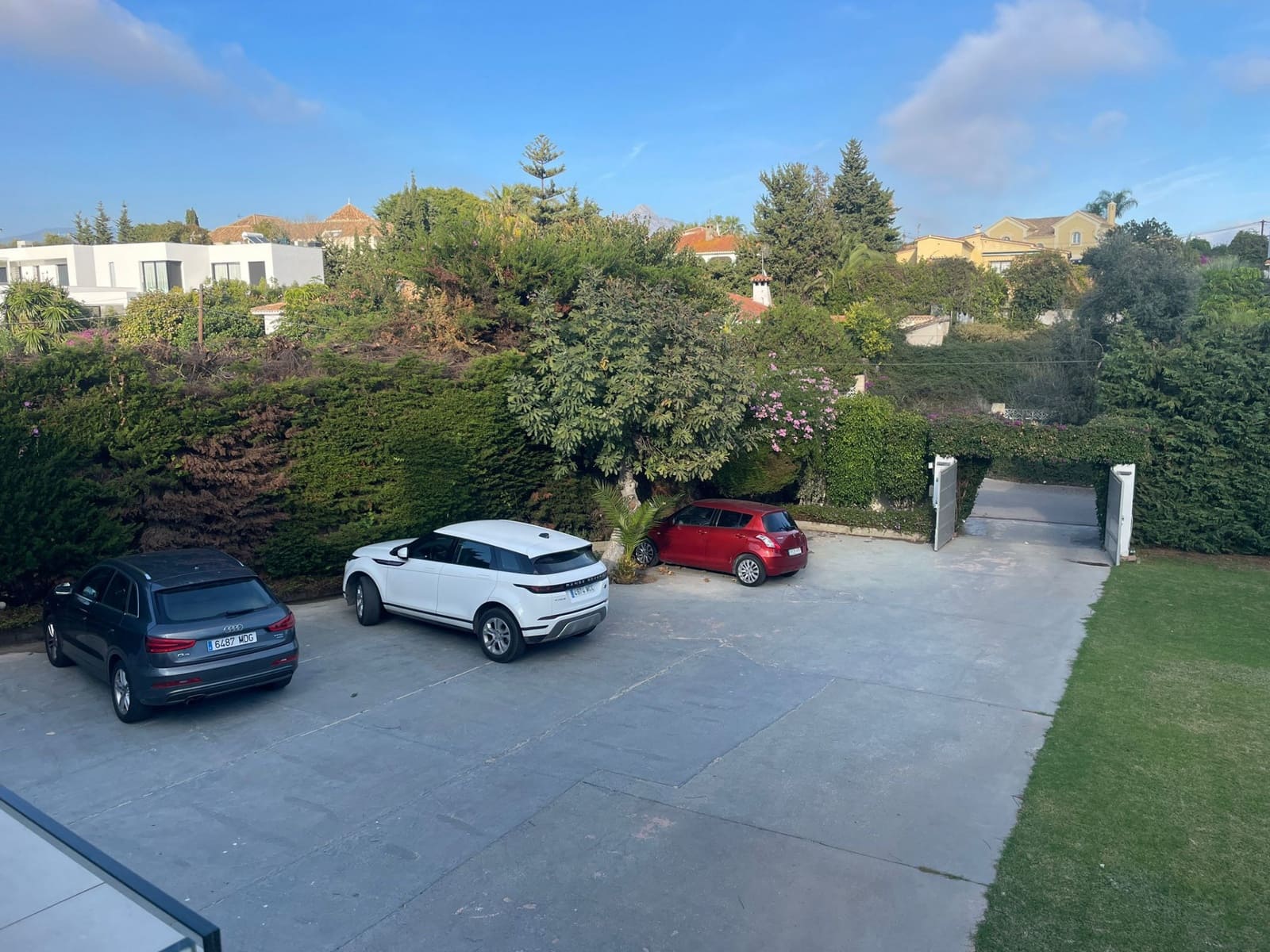 8 bedroom Villa for rent in San Pedro de Alcantara with pool garage - € 15,000 (Ref: 7301327)