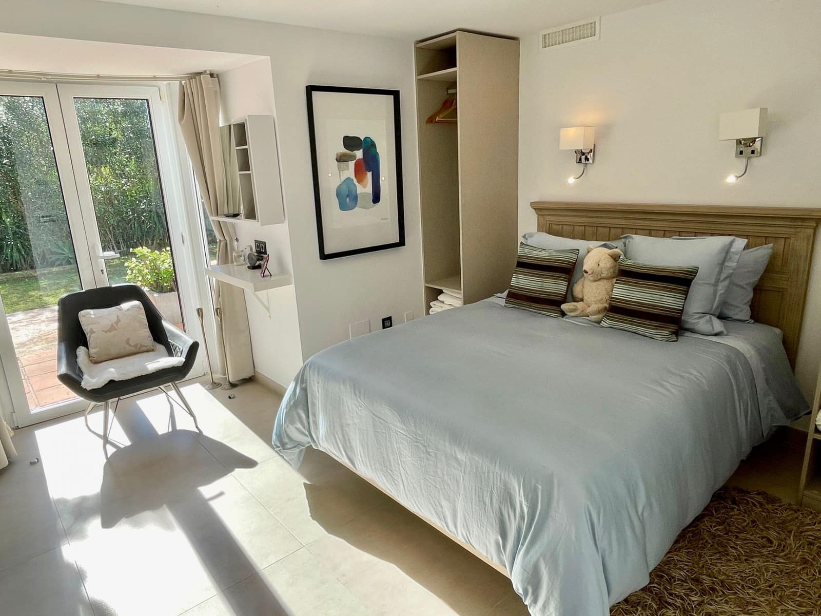 8 bedroom Villa for rent in San Pedro de Alcantara with pool garage - € 15,000 (Ref: 7301327)