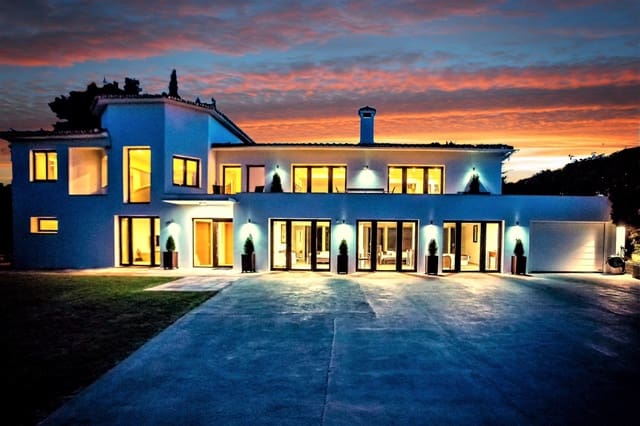 8 bedroom Villa for rent in Nueva Alcántara, Marbella with pool garage - € 15,000 (Ref: 7301327)