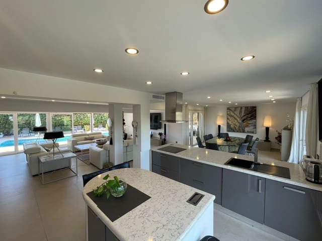 8 bedroom Villa for rent in Nueva Alcántara, Marbella with pool garage - € 15,000 (Ref: 7301327)
