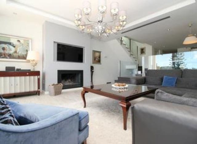 4 soveværelse Byhus til leje i Lomas De Marbella, Marbella med swimmingpool garage - € 9.000 (Ref: 7347131)