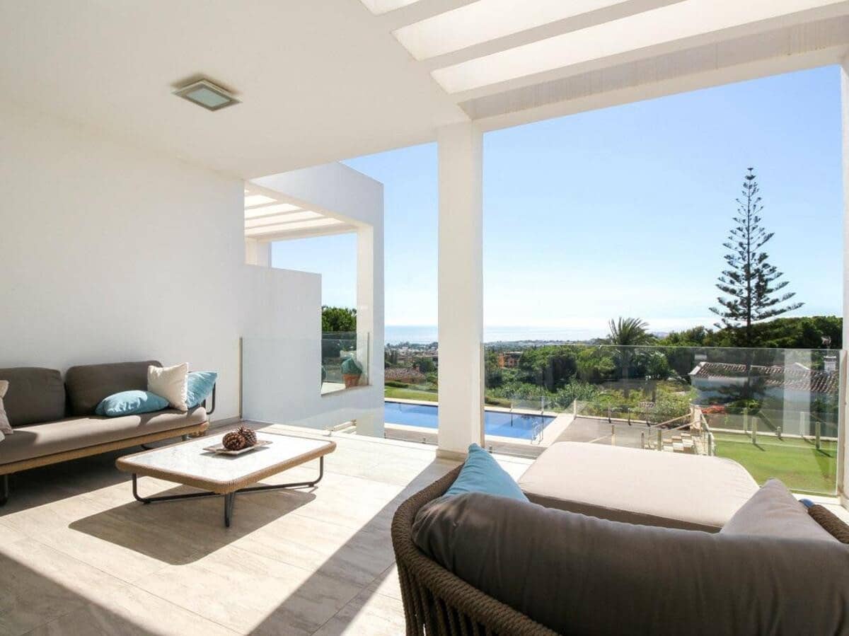 4 makuuhuone Omakotitalo vuokrattavana paikassa Marbella mukana uima-altaan 
autotalli - 9 000 € (Ref: 7347131)
