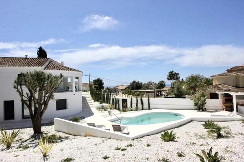 5 sypialnia Willa do wynajęcia w Marbella z basenem garażem - 8 000 € (Ref: 7357648)