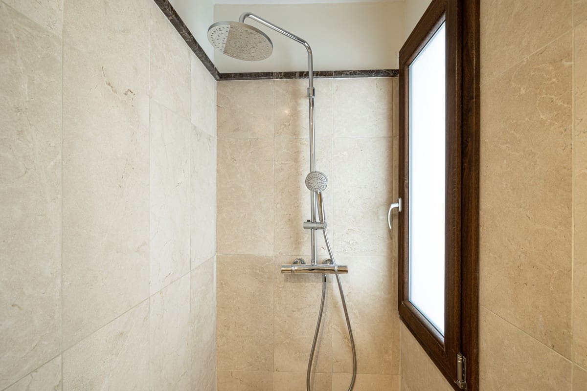 5 camera da letto Villa in vendita in Benahavis con piscina garage - 1.435.000 € (Rif: 7366273)