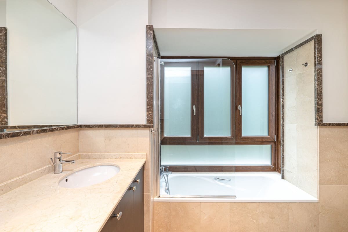 5 camera da letto Villa in vendita in Benahavis con piscina garage - 1.435.000 € (Rif: 7366273)