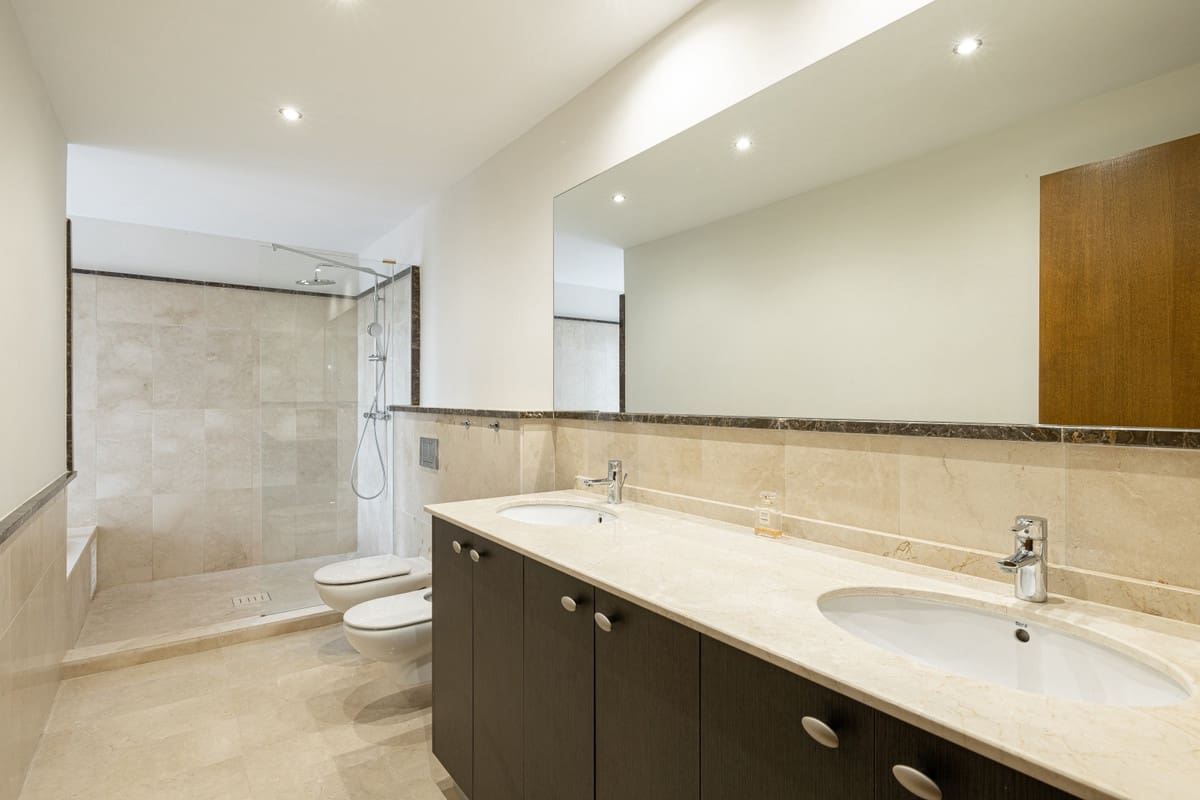 5 camera da letto Villa in vendita in Benahavis con piscina garage - 1.435.000 € (Rif: 7366273)