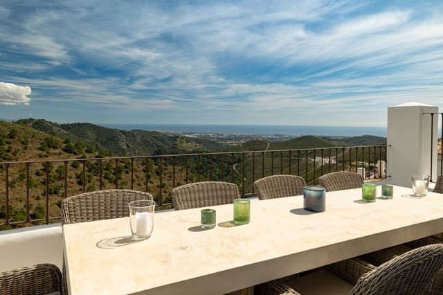 Chalet de 5 habitaciones en Benahavís pueblo, Benahavís en venta con piscina garaje - 1.435.000 € (Ref: 7366273)