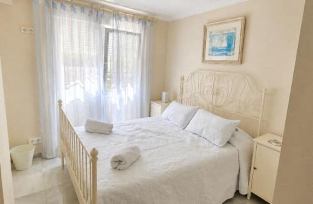 4 sovrum Villa att hyra i Nueva Andalucia med pool garage - 6 500 € (Ref: 7366274)