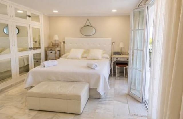 4 sovrum Villa att hyra i Nueva Andalucía Centro, Marbella med pool garage - 6 500 € (Ref: 7366274)