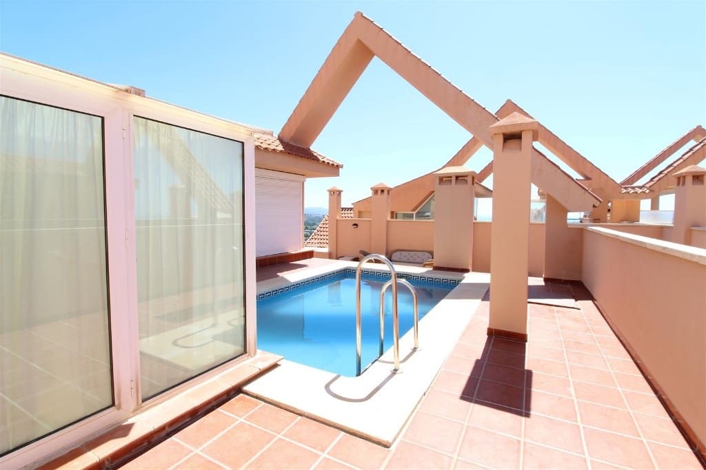 3 camera da letto Attico da affittare in Marbella con piscina garage - 3.950 € (Rif: 7390750)