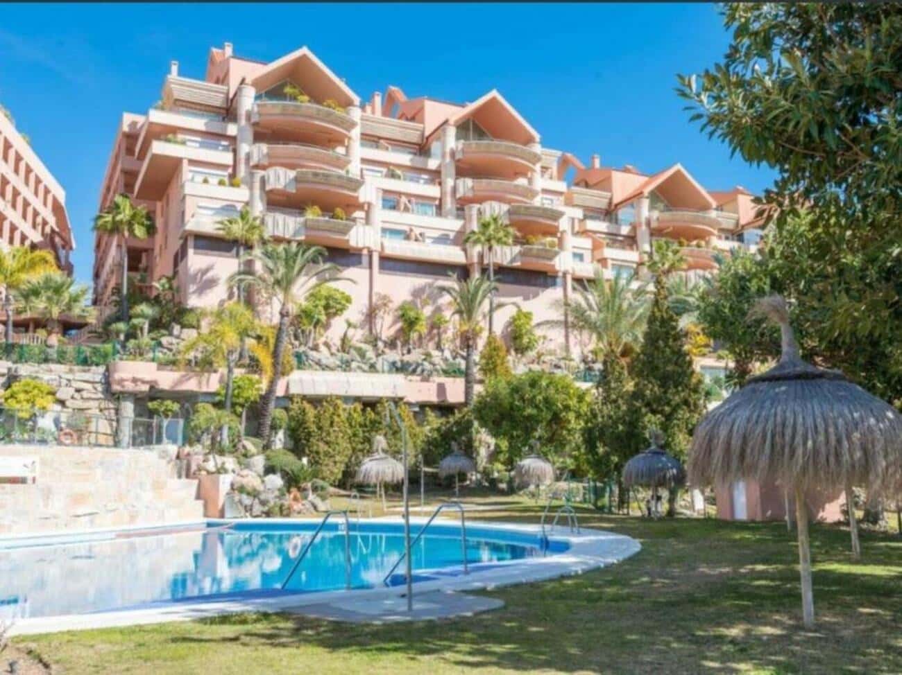 3 camera da letto Attico da affittare in Marbella con piscina garage - 3.950 € (Rif: 7390750)