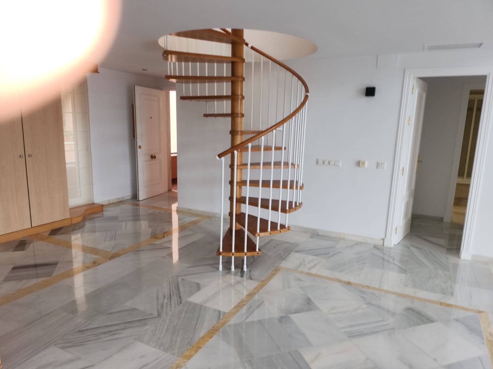 3 camera da letto Attico da affittare in Marbella con piscina garage - 3.950 € (Rif: 7390750)