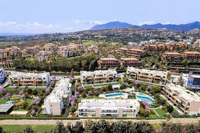 3 sovrum Lägenhet till salu i Atalaya-Isdabe, Estepona med pool garage - 820 000 € (Ref: 7393568)