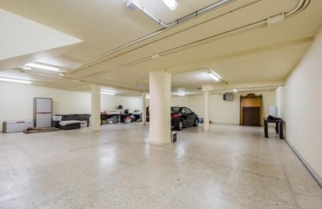 4 soveværelse Villa til leje i Sierra Blanca, Marbella med swimmingpool garage - € 13.000 (Ref: 7403447)