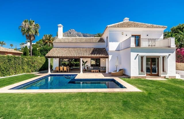 4 soveværelse Villa til leje i Sierra Blanca, Marbella med swimmingpool garage - € 13.000 (Ref: 7403447)