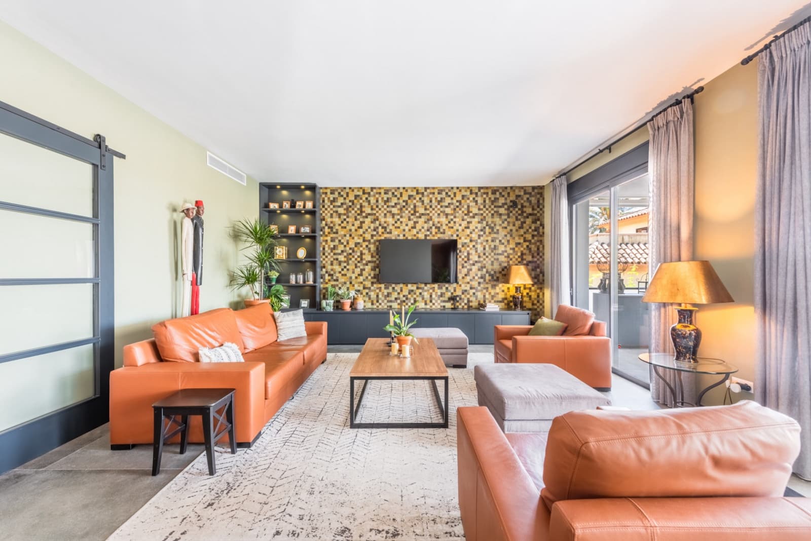 3 chambre Villa/Maison à vendre à Marbella avec piscine garage - 1 300 000 € (Ref: 7411089)