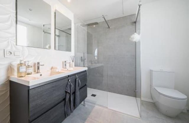 3 quarto Apartamento para venda em El Faro de Calaburra - Chaparral, Mijas com piscina garagem - 499 000 € (Ref: 7411091)