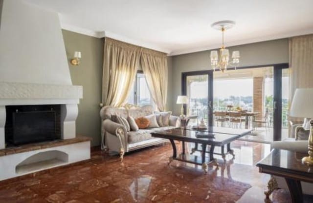 6 slaapkamer Villa te koop in El Paraiso, Estepona met zwembad garage - € 1.950.000 (Ref: 7449612)
