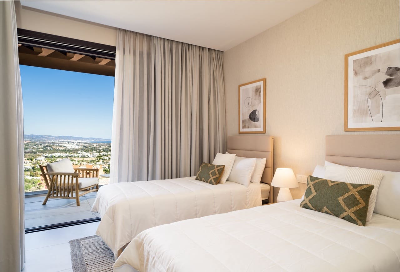 4 chambre Villa/Maison à vendre à Benahavis avec piscine garage - 1 890 000 € (Ref: 7477273)