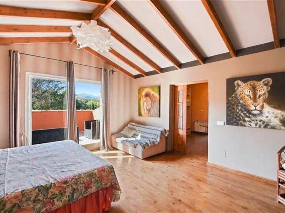 6 quarto Moradia para arrendar em Puerto Banus com piscina garagem - 7 000 € (Ref: 7489312)