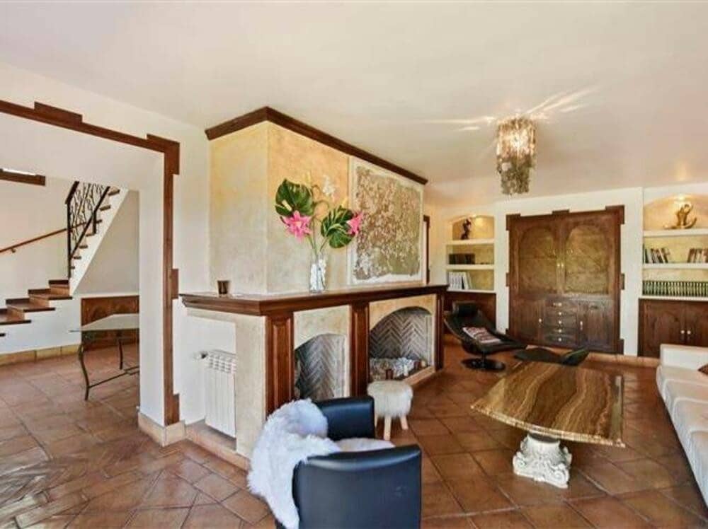 6 quarto Moradia para arrendar em Puerto Banus com piscina garagem - 7 000 € (Ref: 7489312)