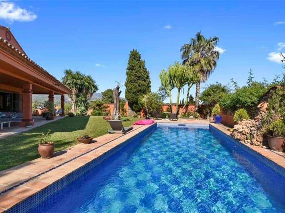 6 quarto Moradia para arrendar em Puerto Banus com piscina garagem - 7 000 € (Ref: 7489312)