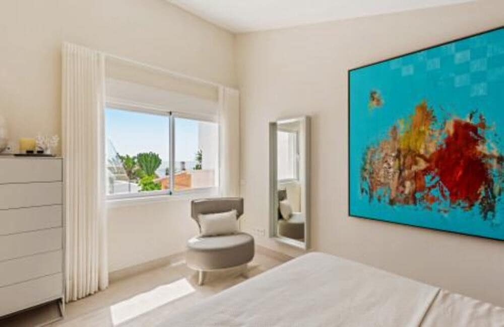 4 quarto Moradia para venda em Estepona com piscina garagem - 1 495 000 € (Ref: 7494316)