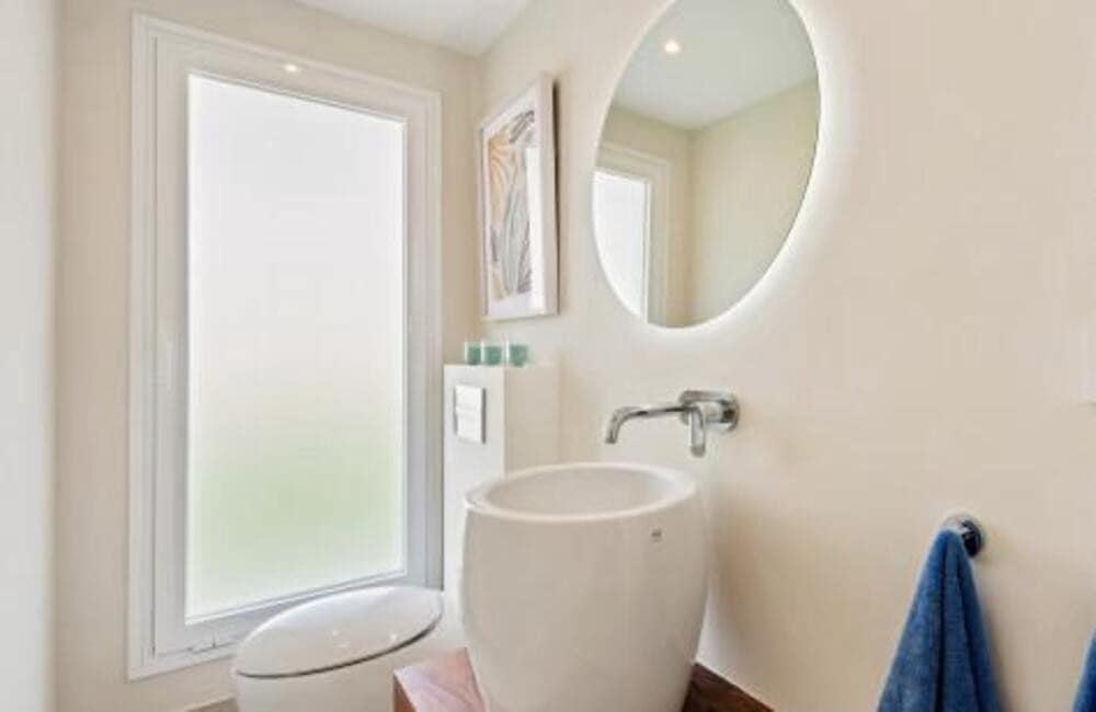 4 quarto Moradia para venda em Estepona com piscina garagem - 1 495 000 € (Ref: 7494316)