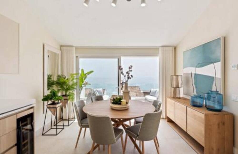 4 quarto Moradia para venda em Estepona com piscina garagem - 1 495 000 € (Ref: 7494316)