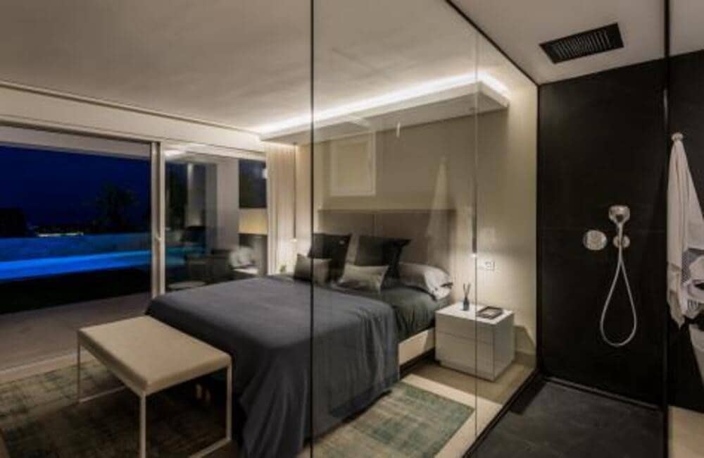 4 quarto Moradia para venda em Estepona com piscina garagem - 1 495 000 € (Ref: 7494316)