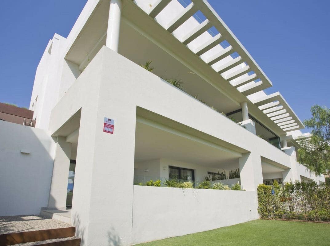 3 Zimmer Doppelhaus zu vermieten in Marbella mit Pool Garage - 6.000 € (Ref: 7500101)