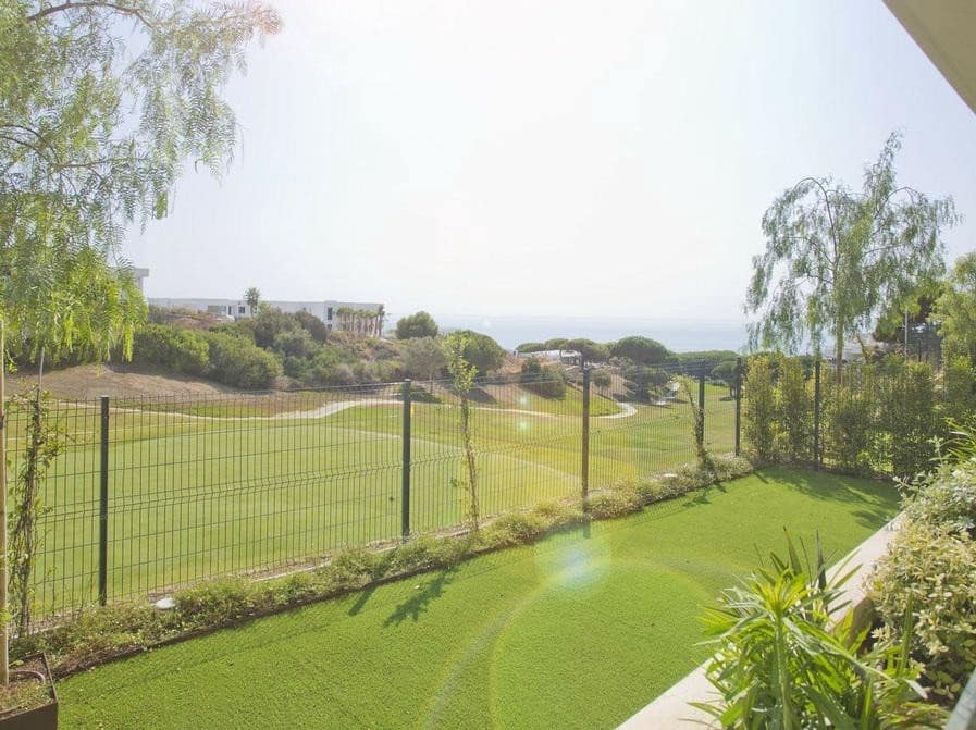 3 Zimmer Doppelhaus zu vermieten in Marbella mit Pool Garage - 6.000 € (Ref: 7500101)