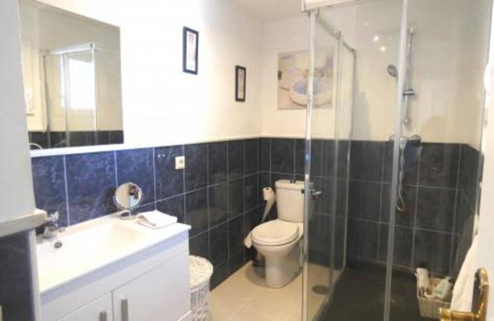 Chalet de 5 habitaciones en San Pedro de Alcantara en venta con garaje - 950.000 € (Ref: 7501690)