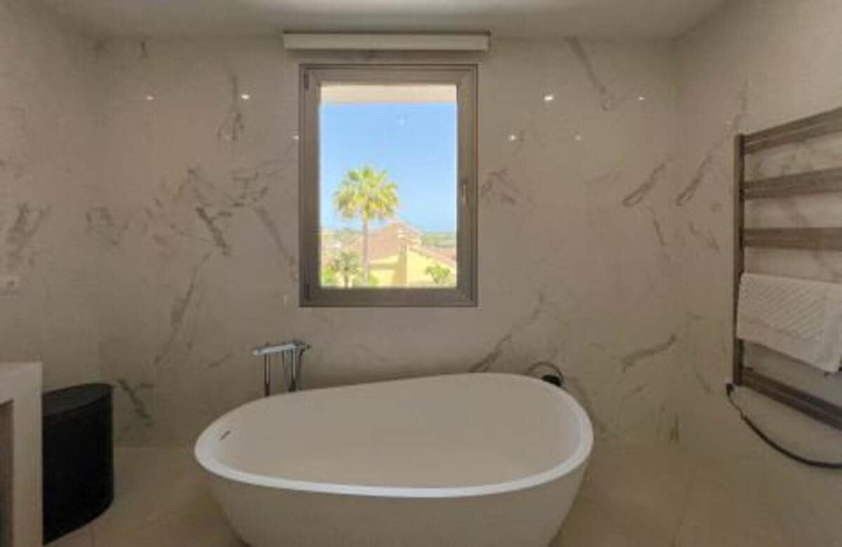 5 soveværelse Villa til salg i Sotogrande med swimmingpool garage - € 2.195.000 (Ref: 7503297)