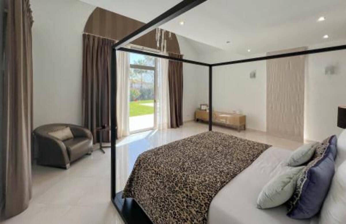 5 soveværelse Villa til salg i Sotogrande med swimmingpool garage - € 2.195.000 (Ref: 7503297)