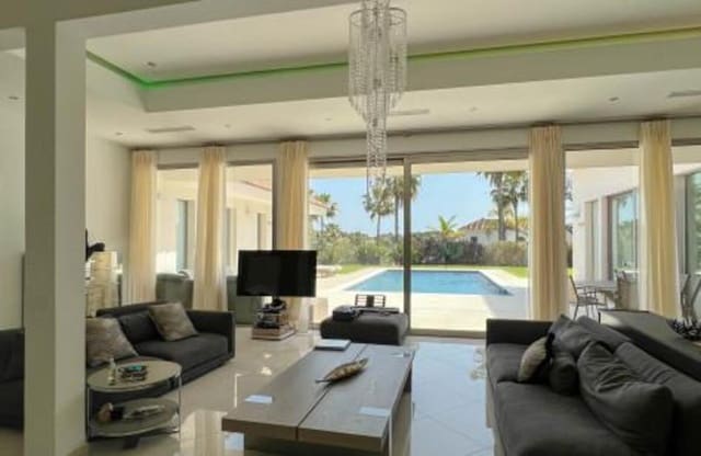 5 soveværelse Villa til salg i Sotogrande Alto, San Roque med swimmingpool garage - € 2.195.000 (Ref: 7503297)