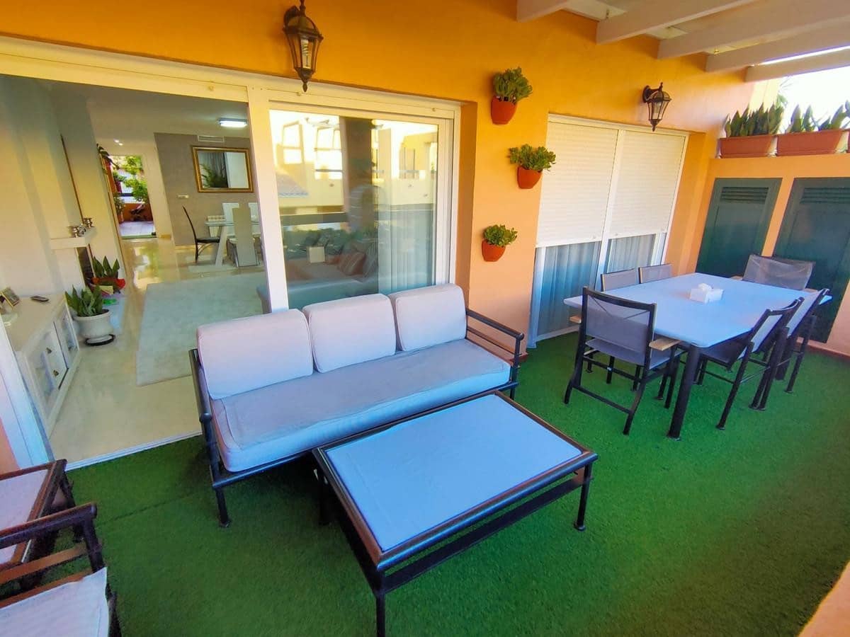 4 bedroom Apartment for rent in Guadalmina with pool garage - € 2,800 (Ref: 7505461)