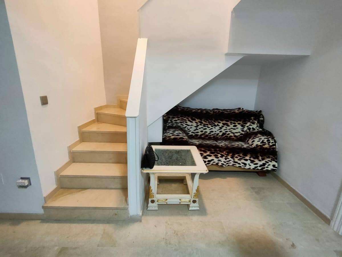 4 bedroom Apartment for rent in Guadalmina with pool garage - € 2,800 (Ref: 7505461)